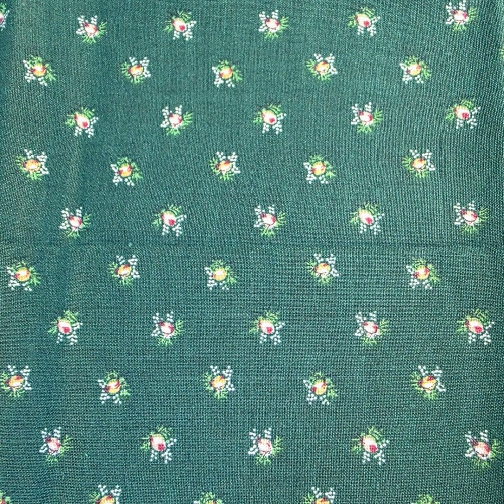 Marcus Brothers Textiles Fabric Green Ditsy Floral Rosebud 44in x 1yd